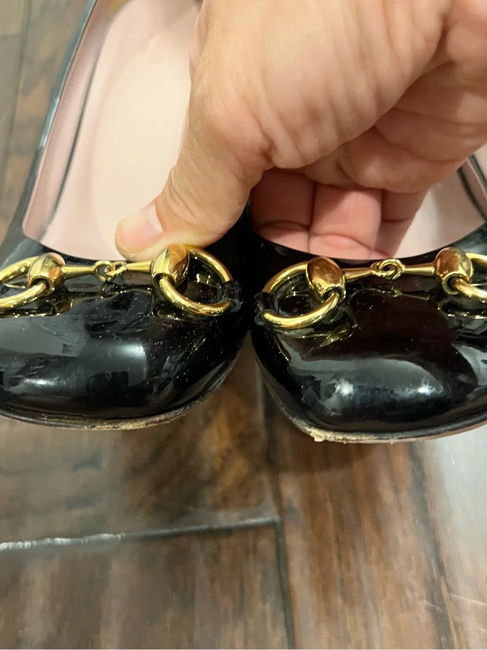 Gucci Black Patent Leather Pumps with Gold Horsebit